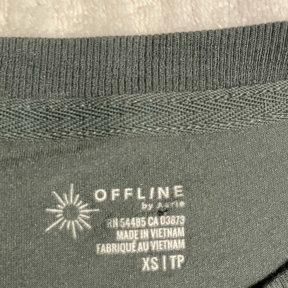 Gymshark, Nike, VSX, Offline by Aerie Size Small: T-Shirts, shorts, Tops - Picture 11 of 13